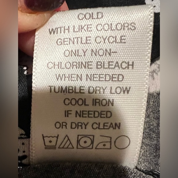 Context at Lord & Taylor black white geometric design Full skirt Medium - Picture 5 of 5